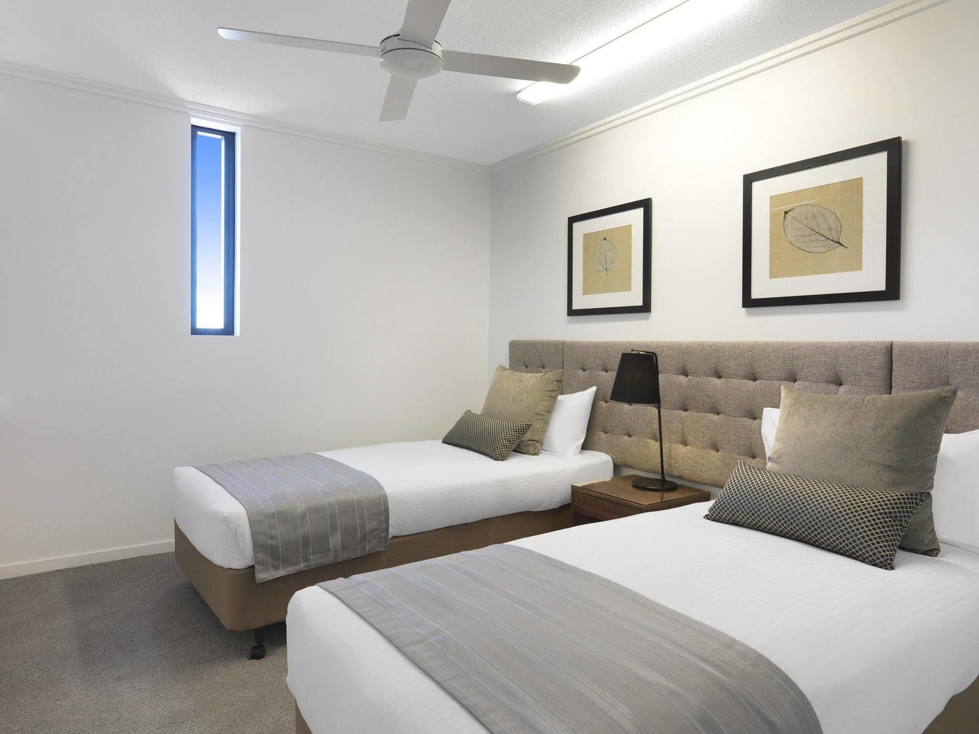 โอ๊คส์ แม็คเคย์ คาร์ไลล์ สวีท Aparthotel แมคคาย ภายนอก รูปภาพ
